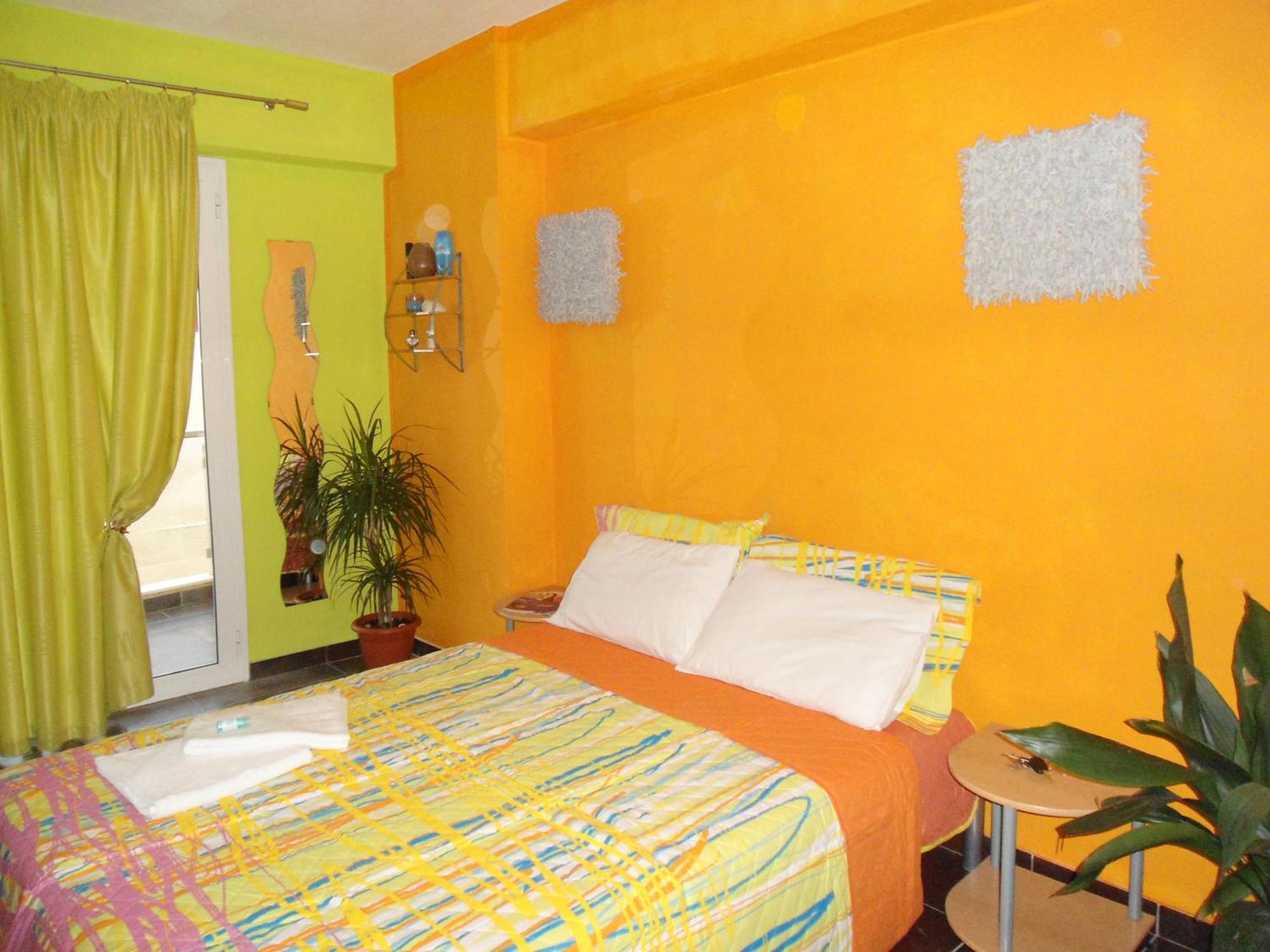 Lilalo Ηotel Paralía エクステリア 写真