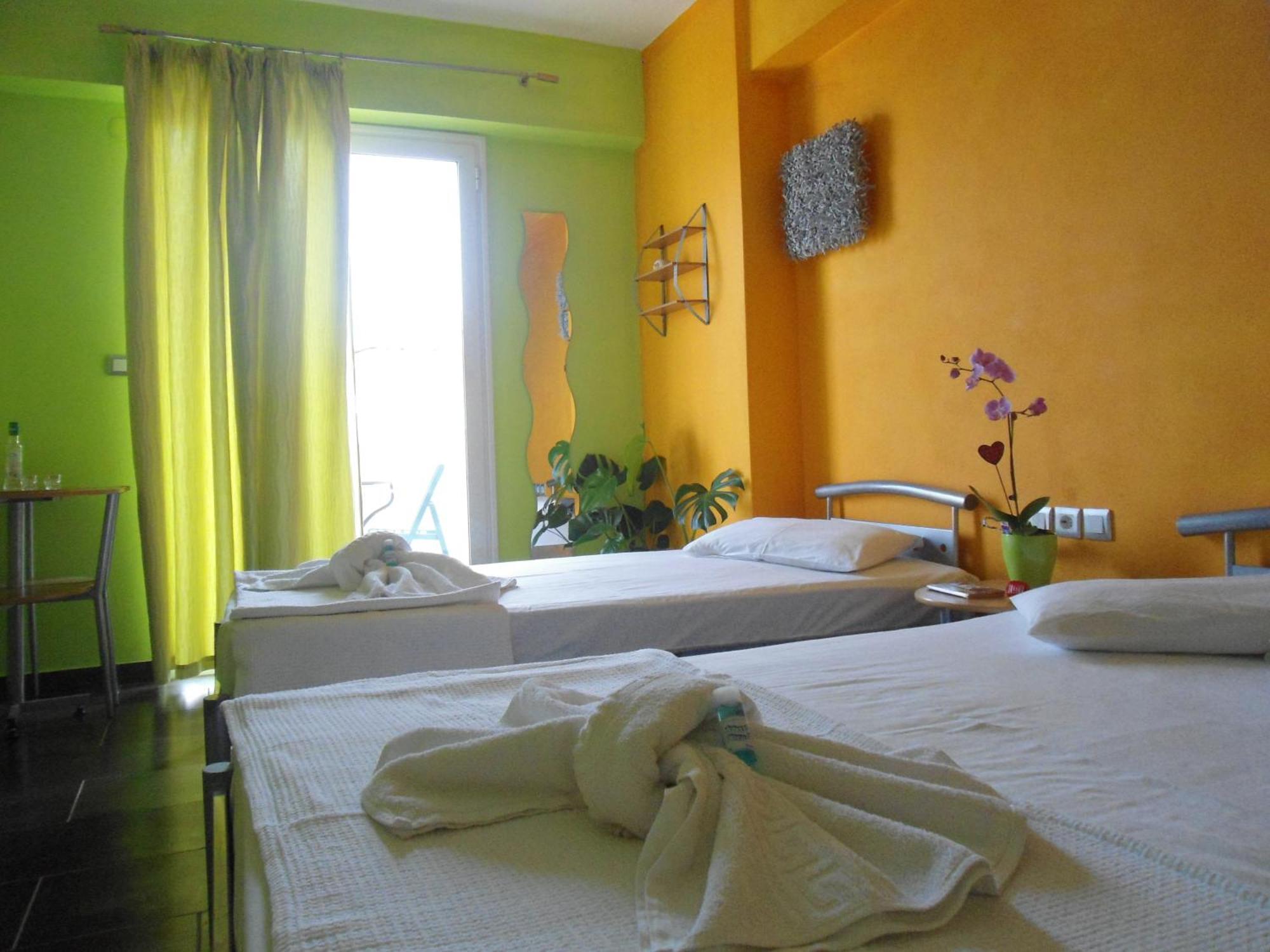 Lilalo Ηotel Paralía エクステリア 写真