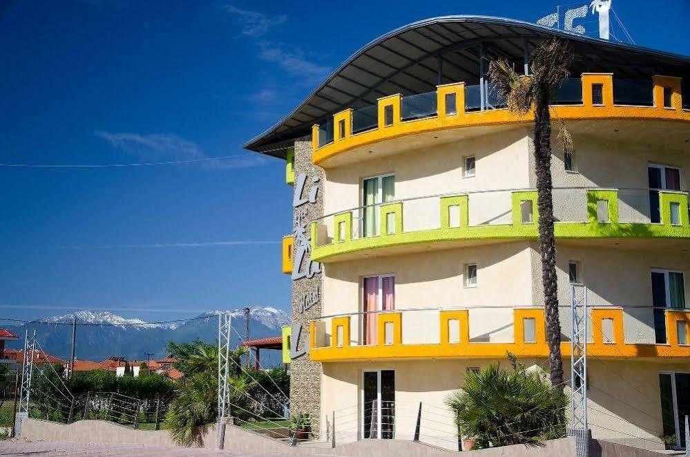 Lilalo Ηotel Paralía エクステリア 写真