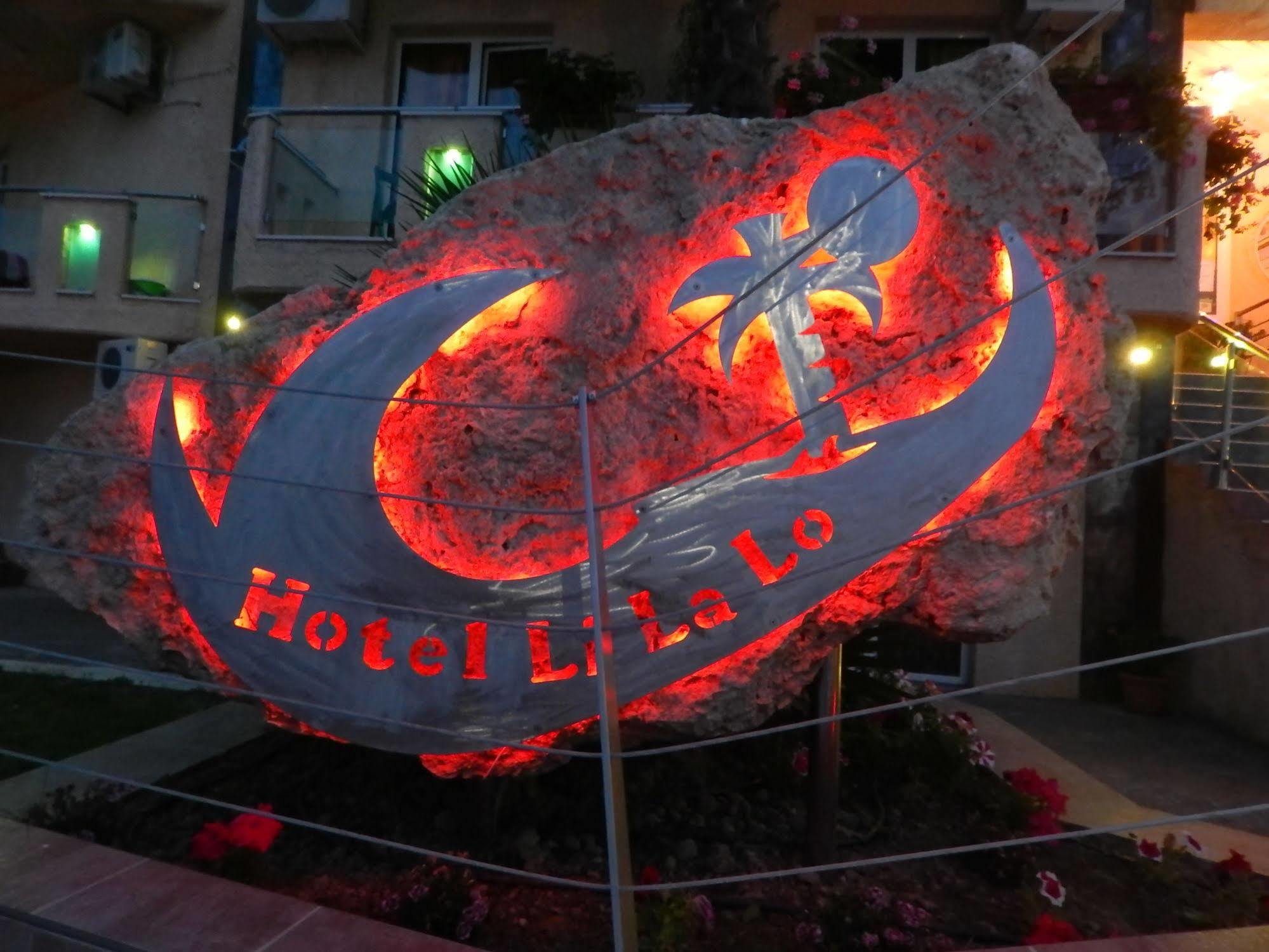 Lilalo Ηotel Paralía エクステリア 写真