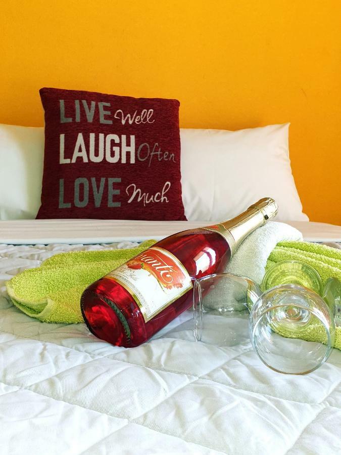 Lilalo Ηotel Paralía エクステリア 写真
