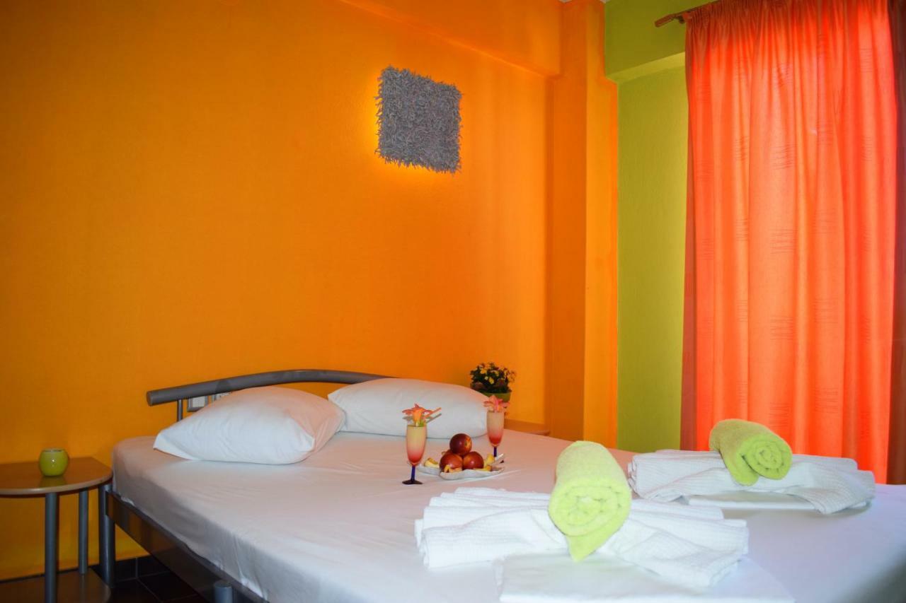 Lilalo Ηotel Paralía エクステリア 写真