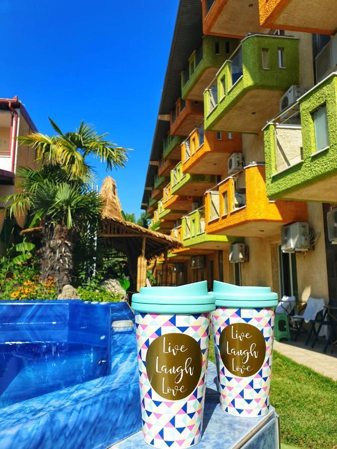 Lilalo Ηotel Paralía エクステリア 写真