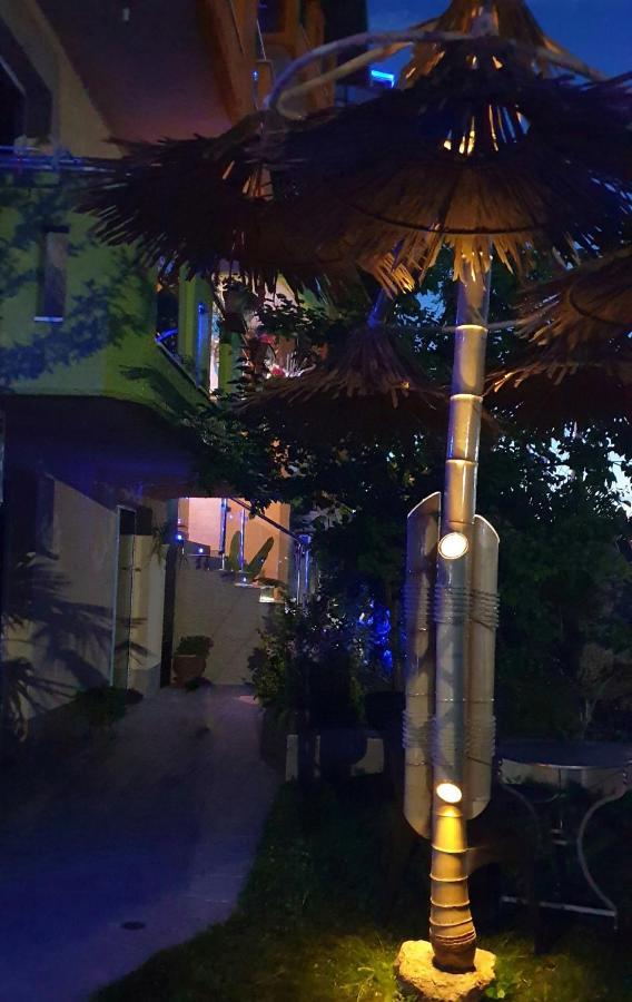 Lilalo Ηotel Paralía エクステリア 写真
