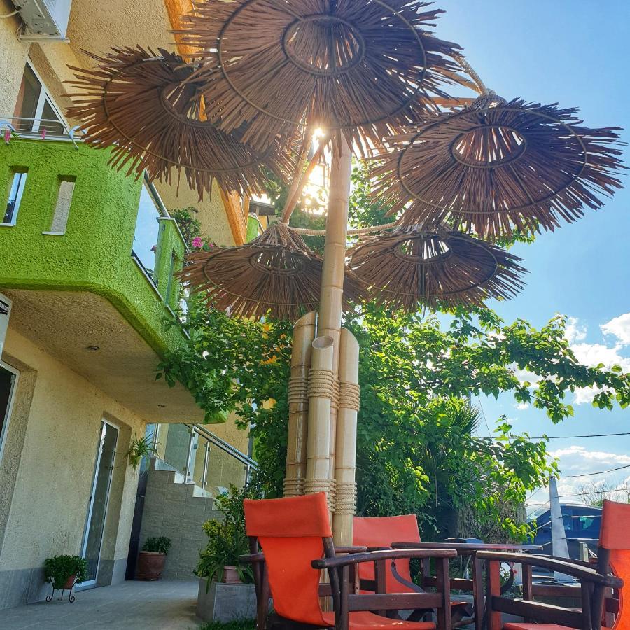 Lilalo Ηotel Paralía エクステリア 写真